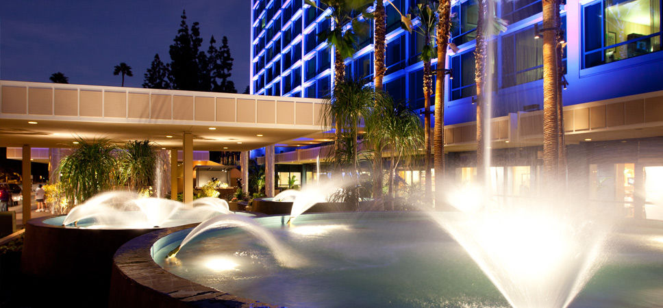 Disneyland Hotel Anaheim Exterior foto
