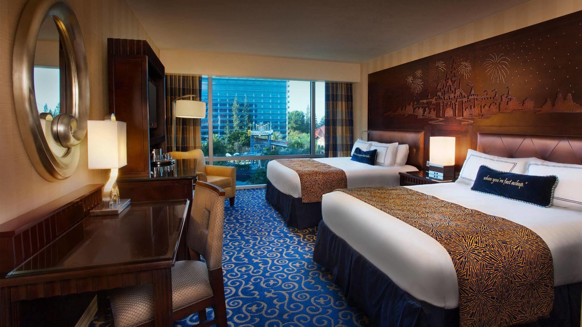 Disneyland Hotel Anaheim Exterior foto