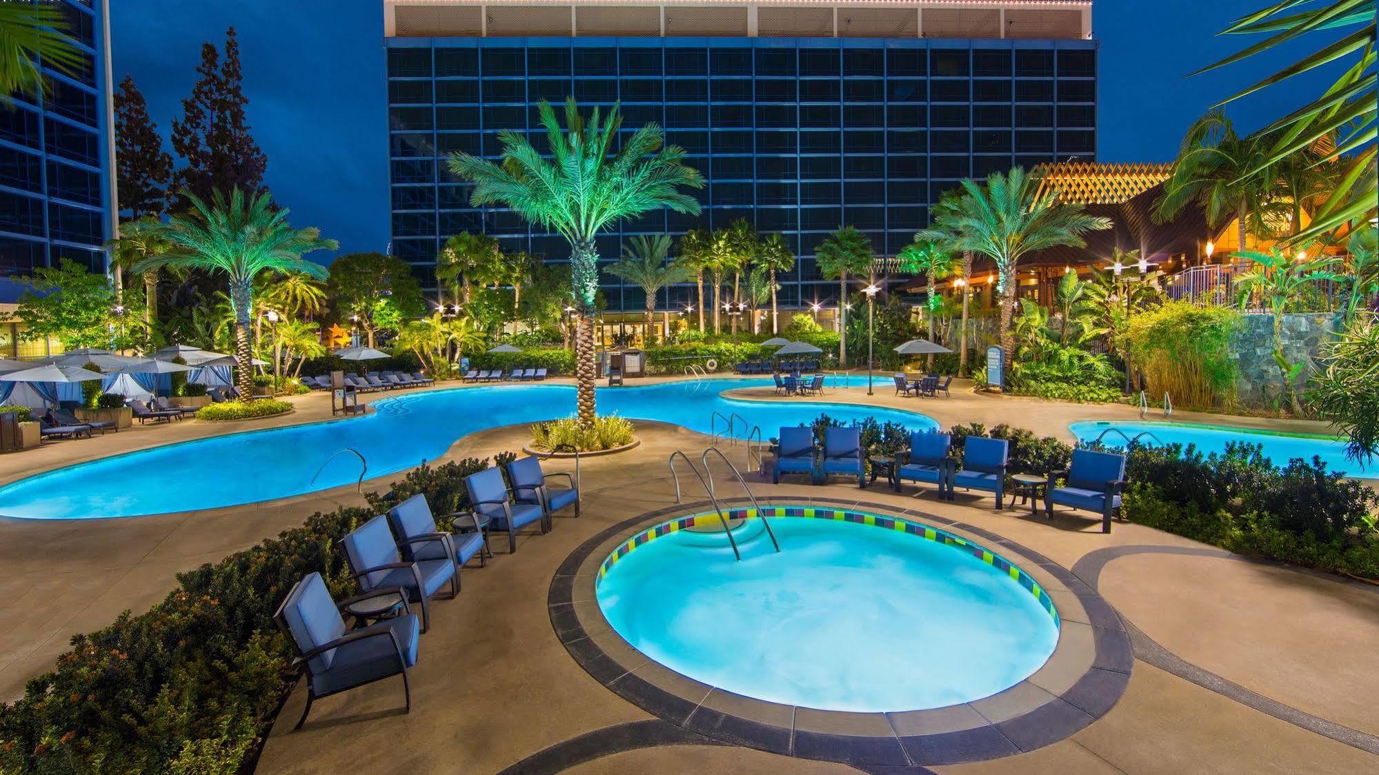 Disneyland Hotel Anaheim Exterior foto