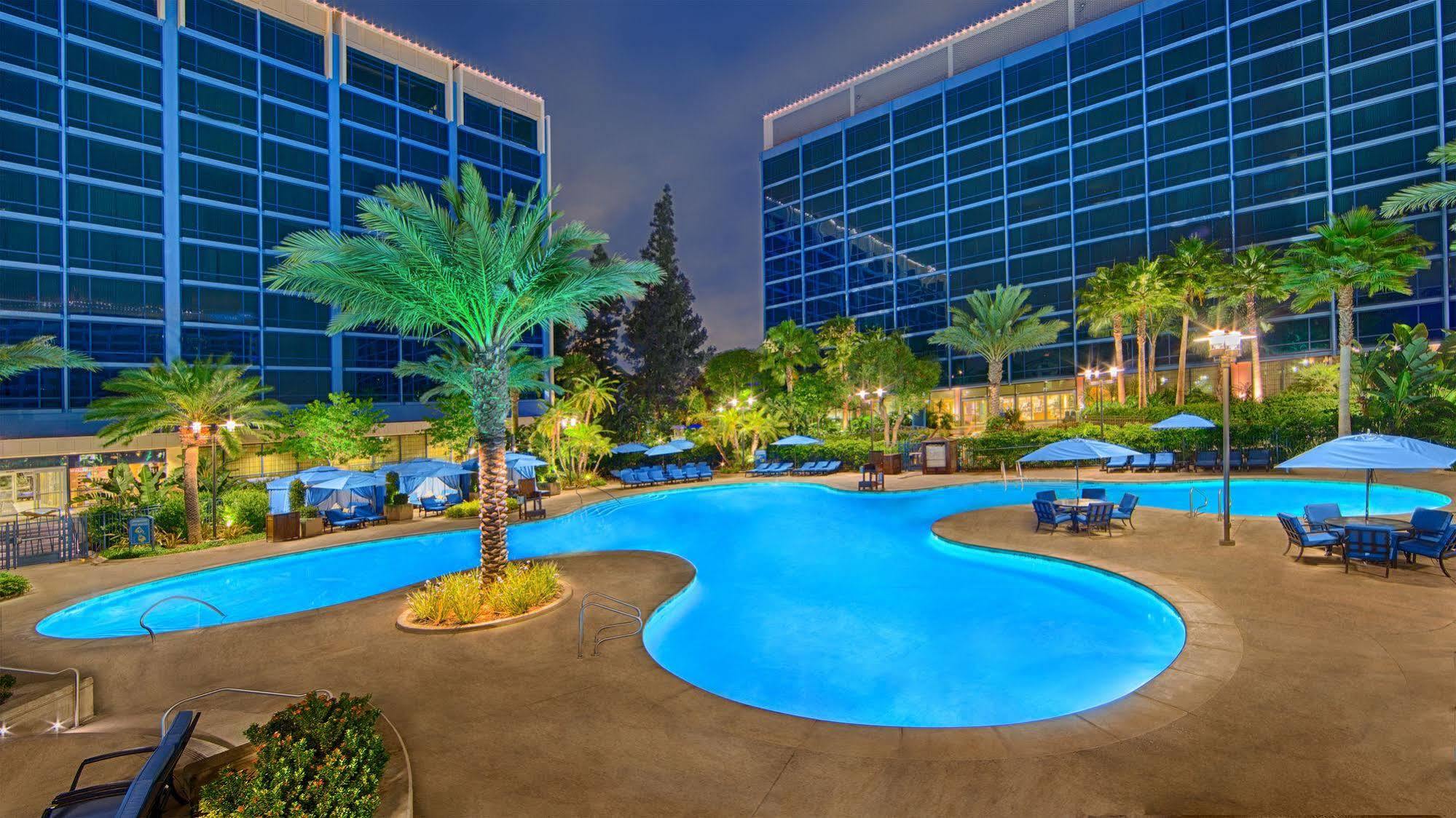 Disneyland Hotel Anaheim Exterior foto